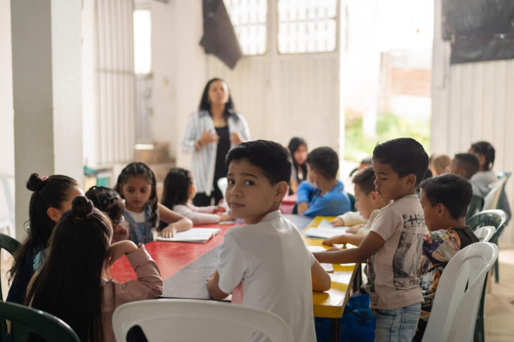 children from club amigo